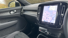 Volvo XC40 2.0 B4P Plus Dark 5dr Auto Petrol Estate